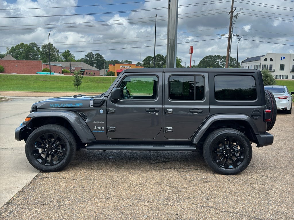 2023 Jeep Wrangler 4xe Sahara 4x4