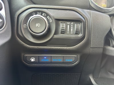 2022 Jeep Wrangler 4xe Unlimited Sahara 4x4
