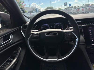 2025 Jeep Grand Cherokee Laredo 4x4
