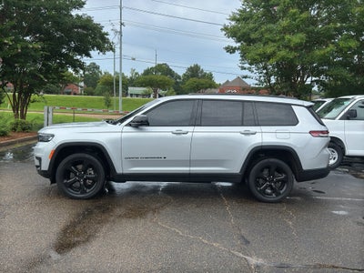 2023 Jeep Grand Cherokee L Altitude 4x4