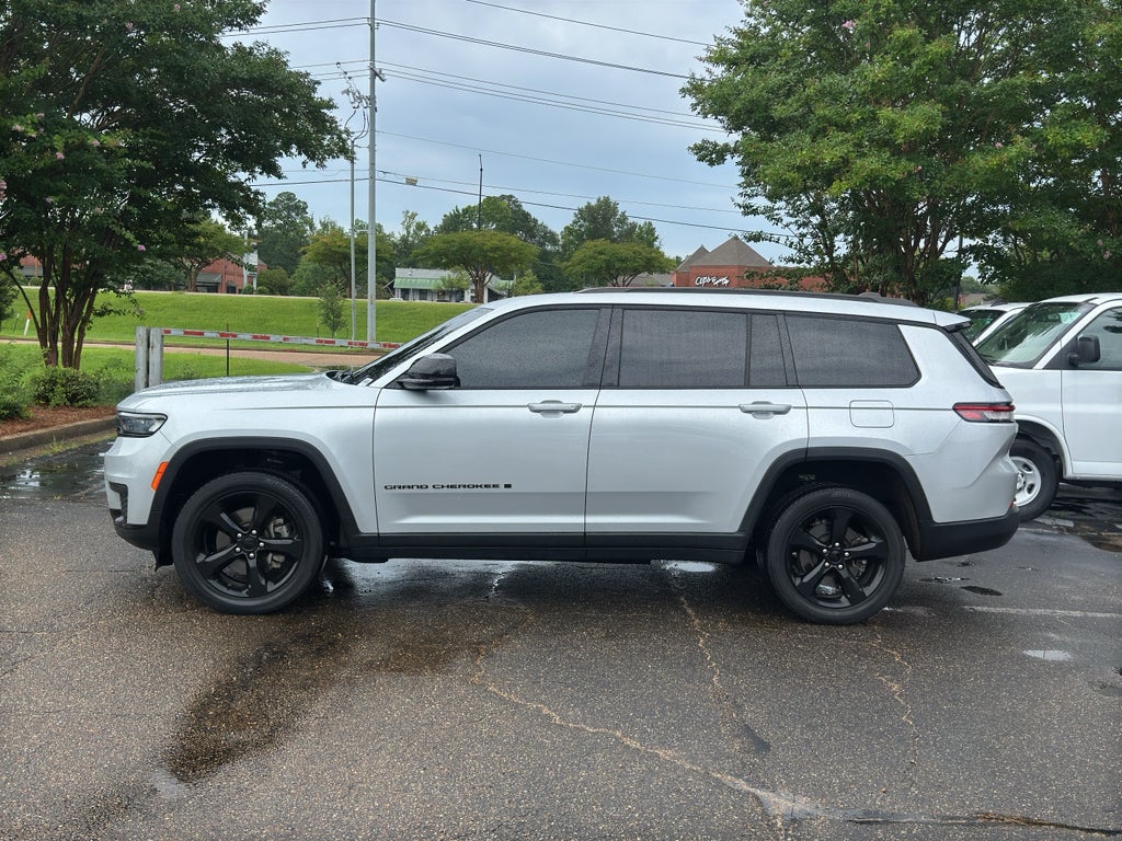2023 Jeep Grand Cherokee L Altitude 4x4