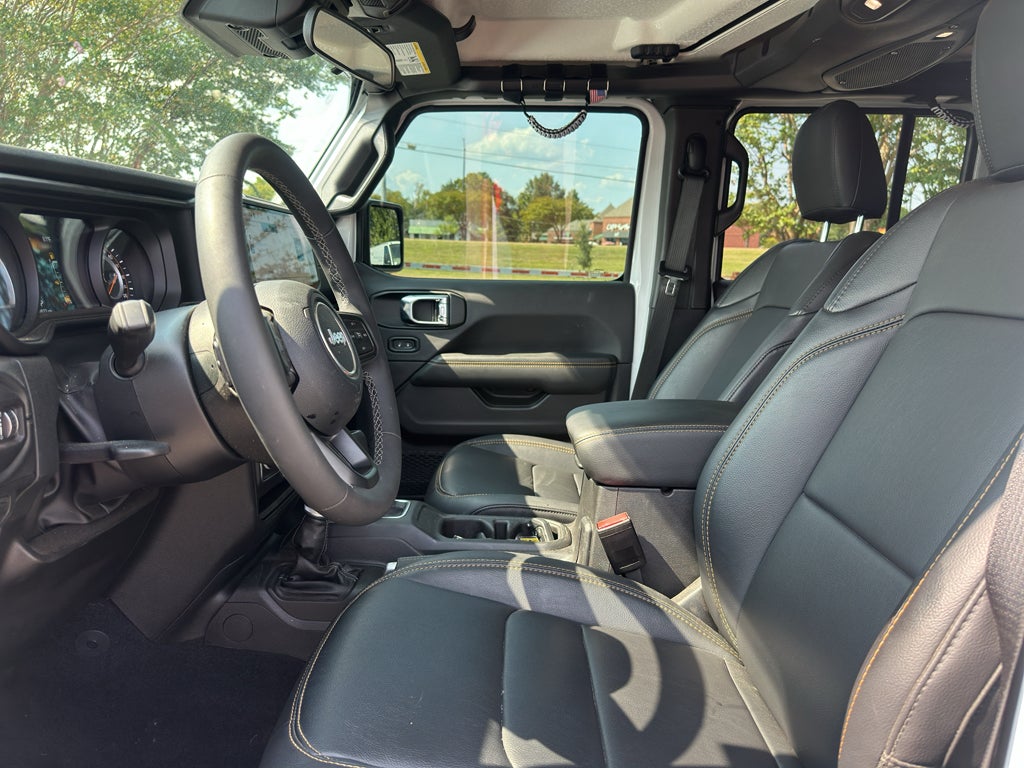 2025 Jeep Gladiator High Tide