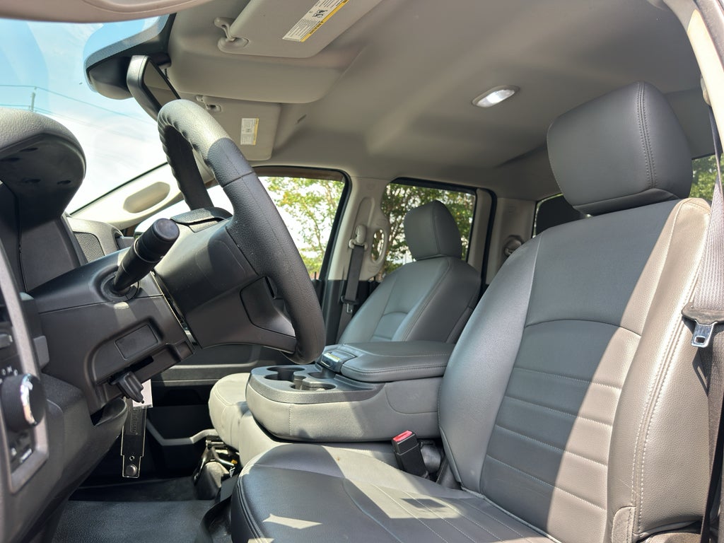 2019 RAM 1500 Classic Tradesman Quad Cab 4x2 6'4" Box