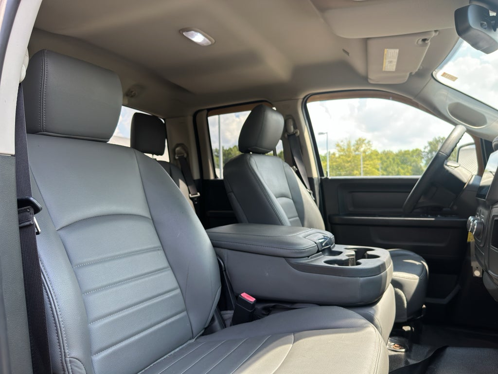 2019 RAM 1500 Classic Tradesman Quad Cab 4x2 6'4" Box