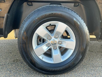 2022 RAM 1500 Classic SLT Crew Cab 4x2 5'7" Box