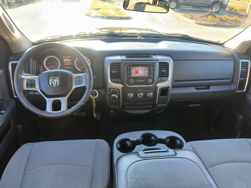 2022 RAM 1500 Classic SLT Crew Cab 4x2 5'7" Box