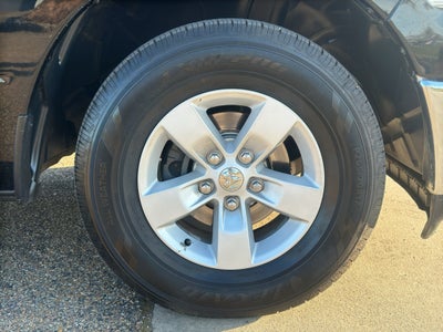 2022 RAM 1500 Classic SLT Crew Cab 4x2 5'7" Box