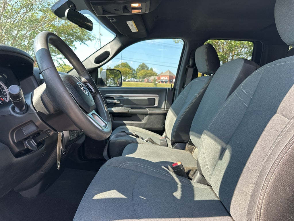 2022 RAM 1500 Classic Warlock Quad Cab 4x4 6'4" Box