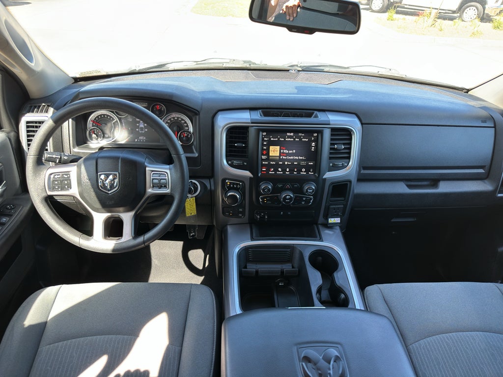 2023 RAM 1500 Classic SLT Crew Cab 4x4 5'7" Box