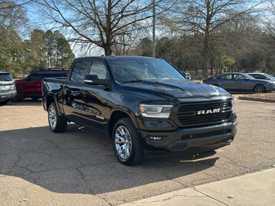 2022 RAM 1500 Laramie Crew Cab 4x2 5'7" Box