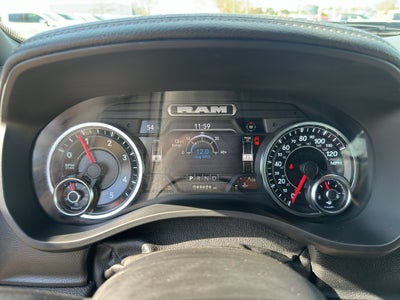 2022 RAM 1500 Laramie Crew Cab 4x2 5'7" Box