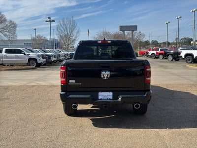 2022 RAM 1500 Laramie Crew Cab 4x2 5'7" Box