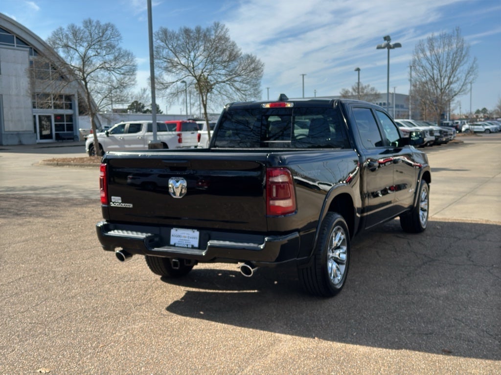 2022 RAM 1500 Laramie Crew Cab 4x2 5'7" Box