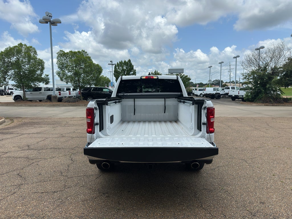 2025 RAM 1500 Big Horn Crew Cab 4x4 5'7" Box