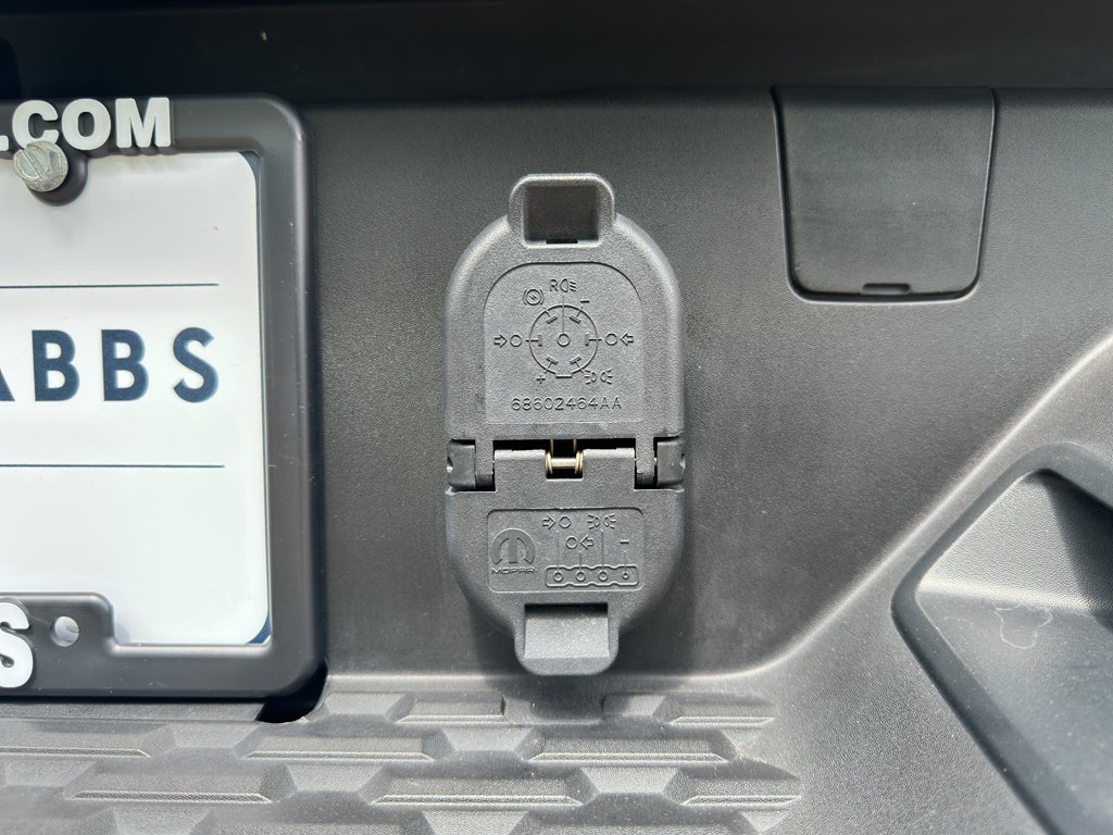 2025 RAM 1500 Big Horn Crew Cab 4x4 5'7" Box