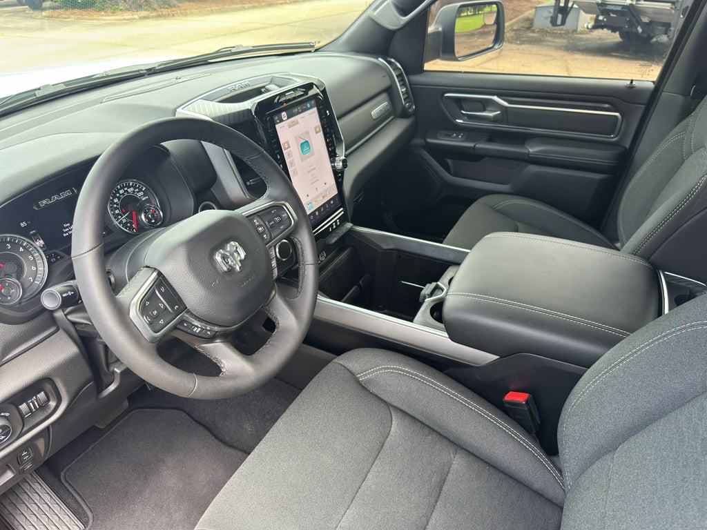 2025 RAM 1500 Big Horn Crew Cab 4x4 5'7" Box