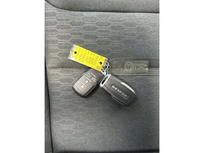 2025 RAM 1500 Big Horn Crew Cab 4x4 5'7" Box