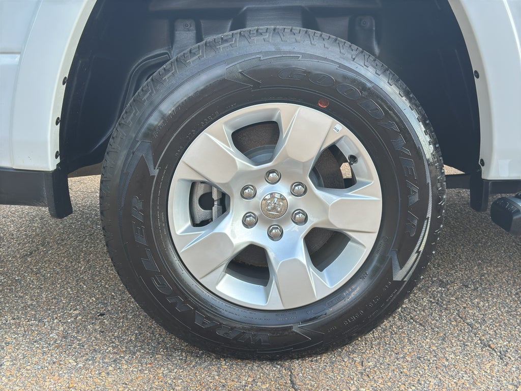 2025 RAM 1500 Big Horn Crew Cab 4x4 5'7" Box