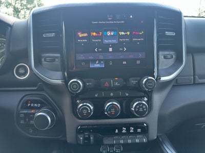 2025 RAM 1500 Big Horn Crew Cab 4x4 5'7" Box