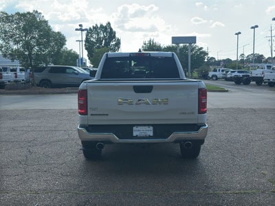 2025 RAM 1500 Big Horn Crew Cab 4x4 5'7" Box