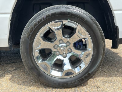 2021 RAM 1500 Big Horn Crew Cab 4x4 5'7" Box