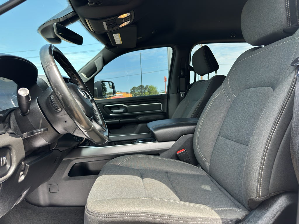 2021 RAM 1500 Big Horn Crew Cab 4x4 5'7" Box