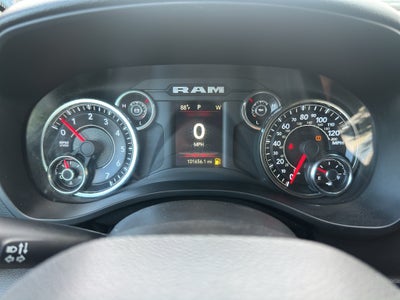 2021 RAM 1500 Big Horn Crew Cab 4x4 5'7" Box