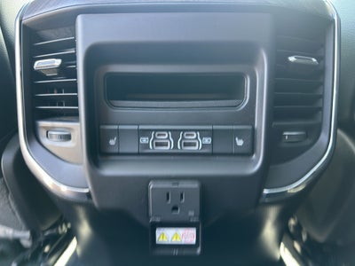 2025 RAM 1500 Laramie Crew Cab 4x4 5'7" Box