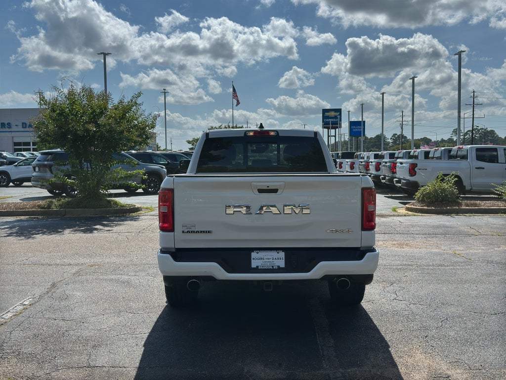 2025 RAM 1500 Laramie Crew Cab 4x4 5'7" Box