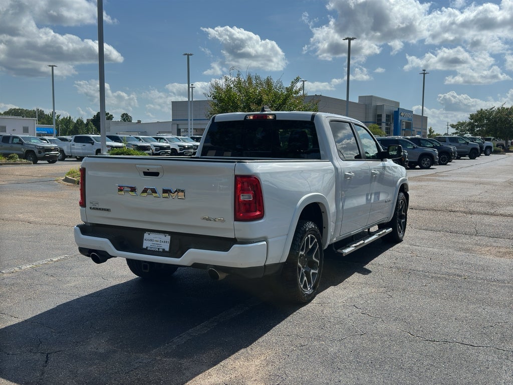 2025 RAM 1500 Laramie Crew Cab 4x4 5'7" Box