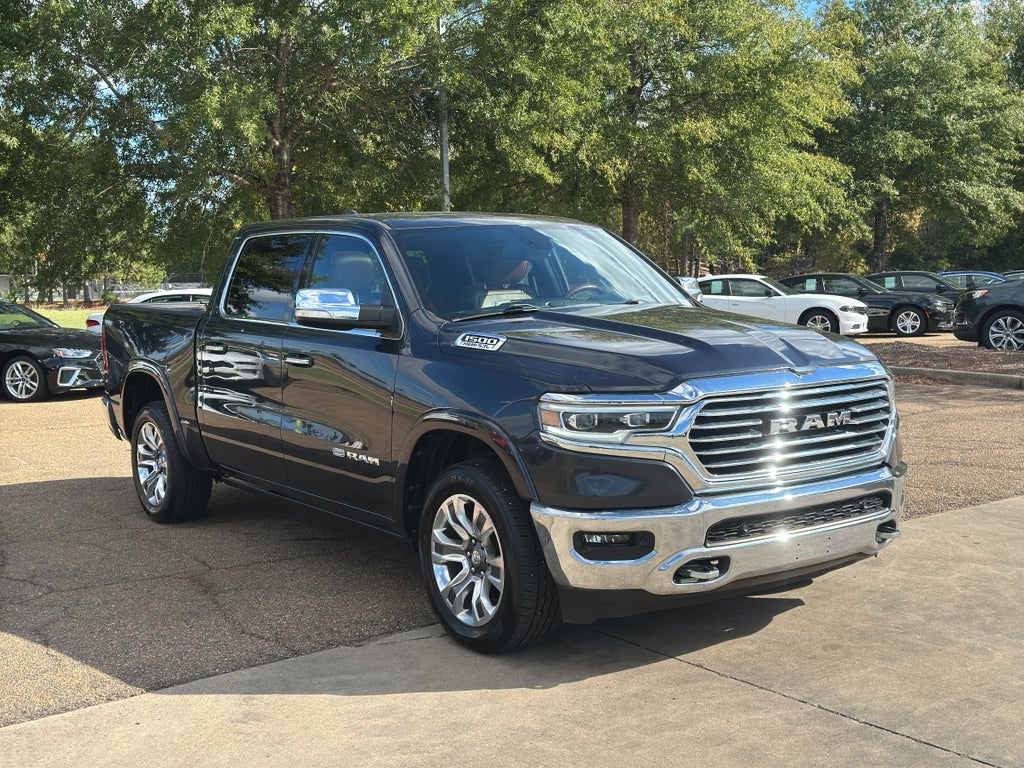 2020 RAM 1500 Laramie Longhorn Crew Cab 4x4 5'7" Box