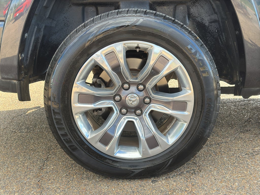 2020 RAM 1500 Laramie Longhorn Crew Cab 4x4 5'7" Box