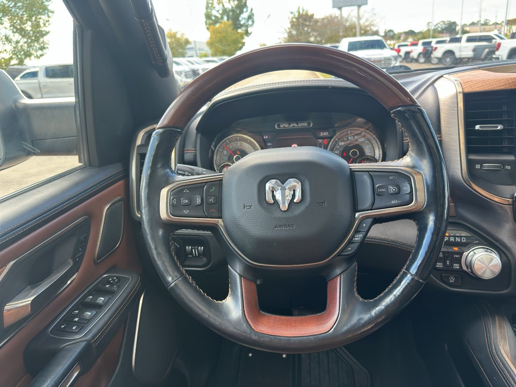 2020 RAM 1500 Laramie Longhorn Crew Cab 4x4 5'7" Box