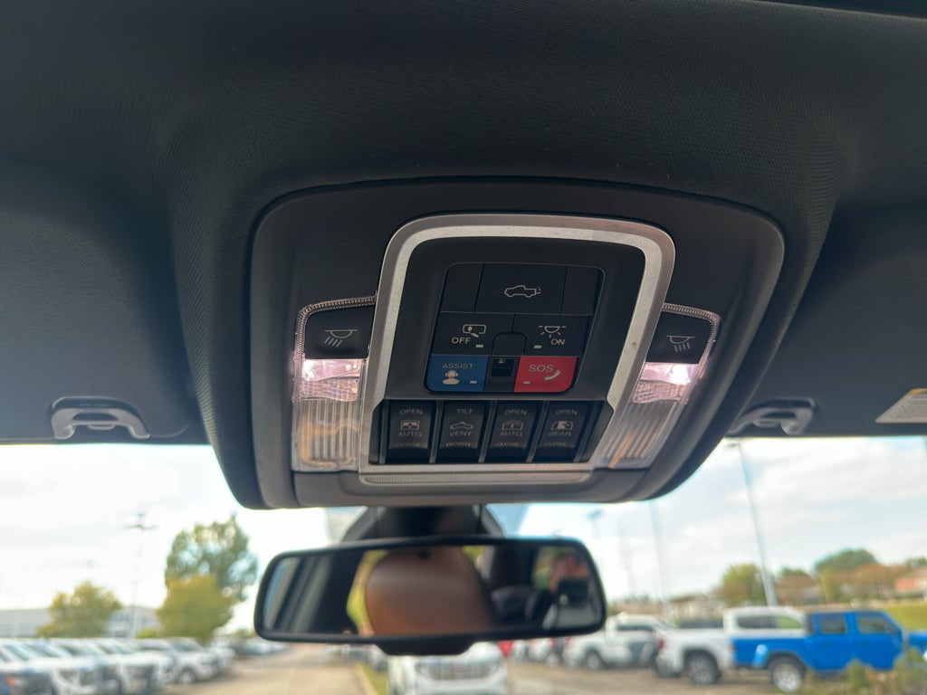 2020 RAM 1500 Laramie Longhorn Crew Cab 4x4 5'7" Box