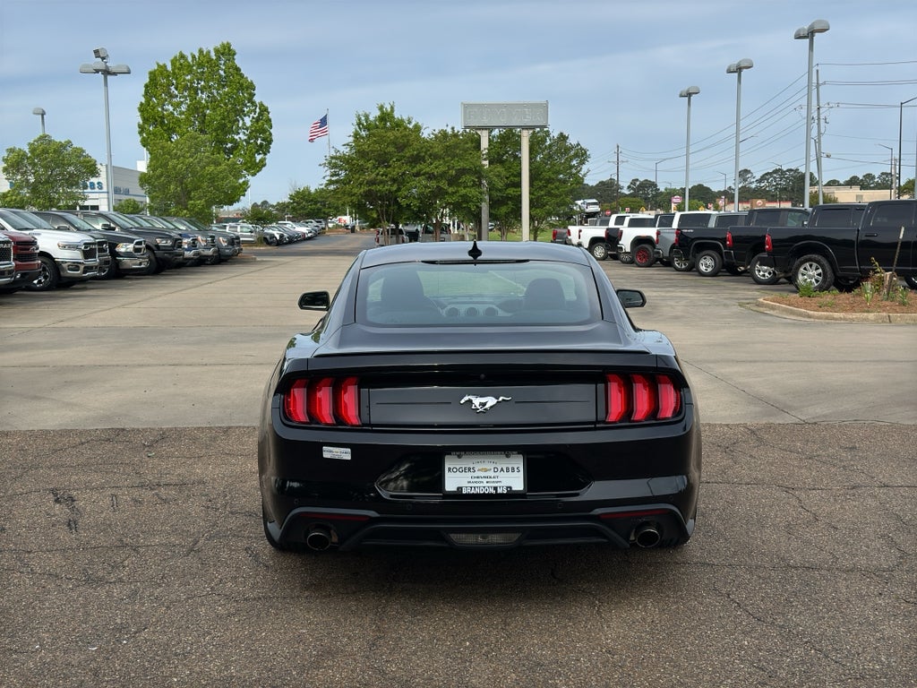 2022 Ford Mustang EcoBoost Premium Fastback