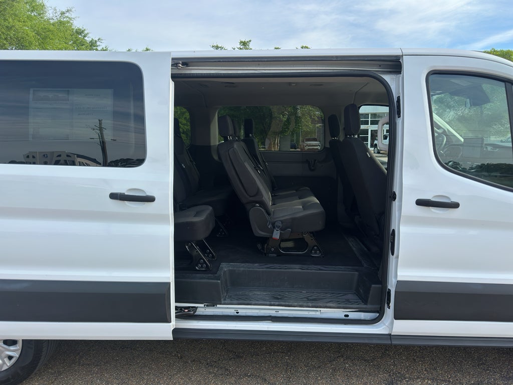 2023 Ford Transit Passenger Wagon XL