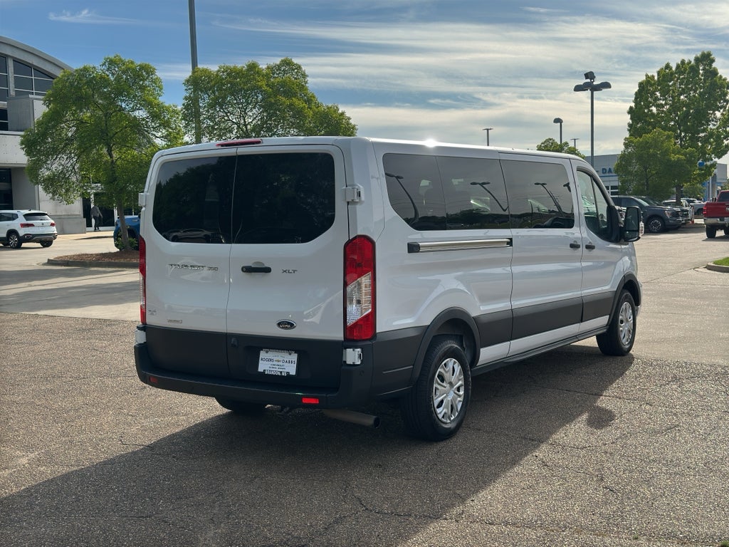 2023 Ford Transit Passenger Wagon XL