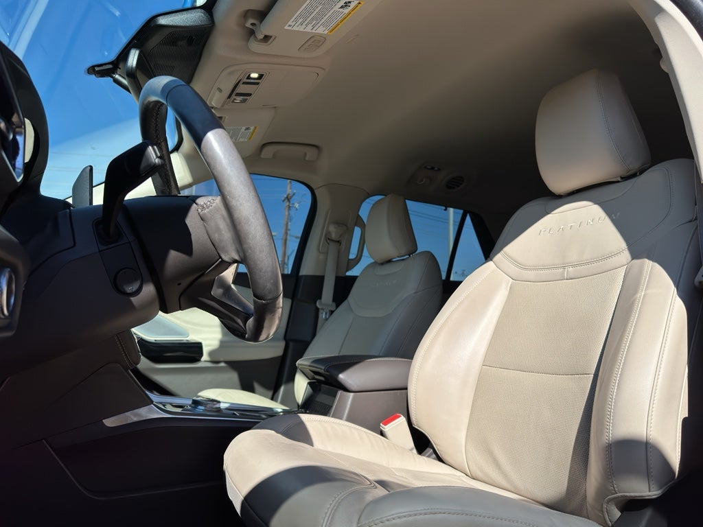 2022 Ford Explorer Platinum