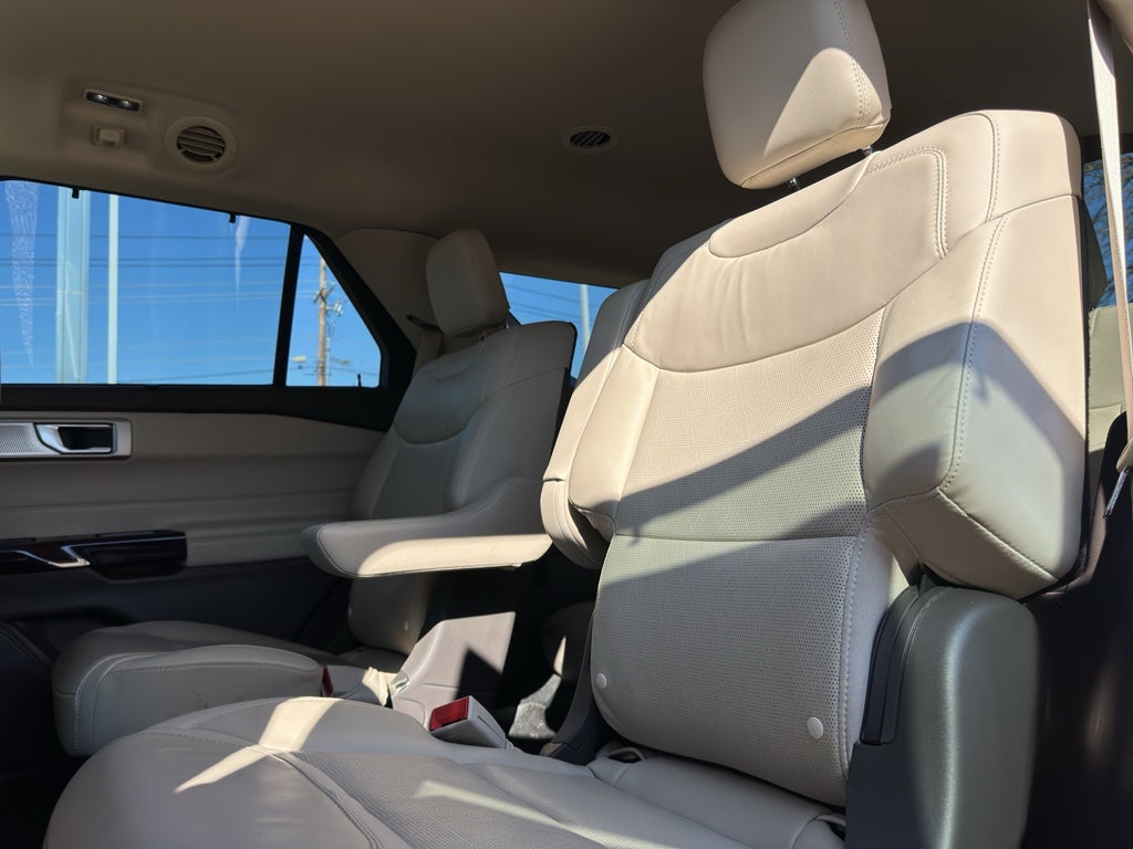 2022 Ford Explorer Platinum