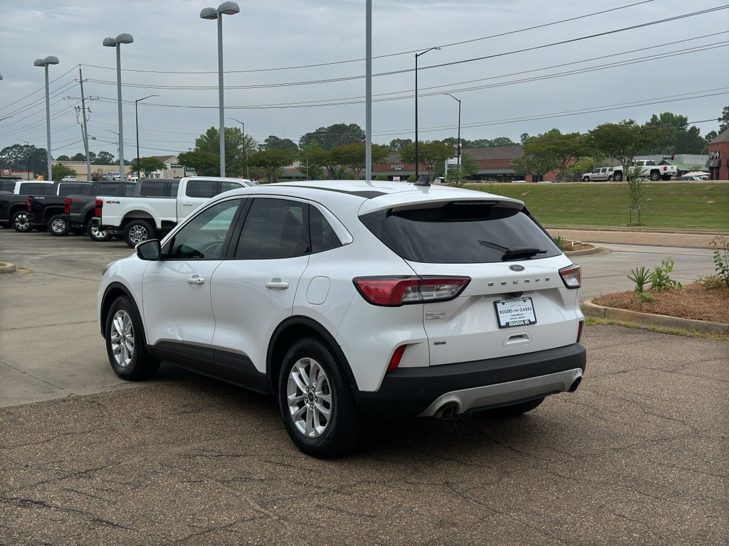2021 Ford Escape SE