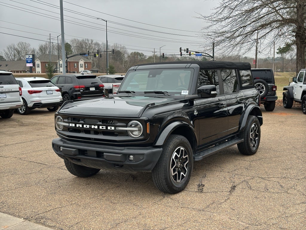 2022 Ford Bronco Outer Banks