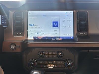 2021 Ford Bronco Base