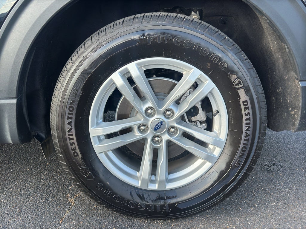 2022 Ford Explorer Base