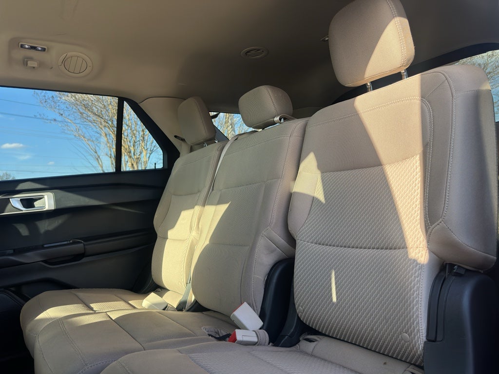 2022 Ford Explorer Base