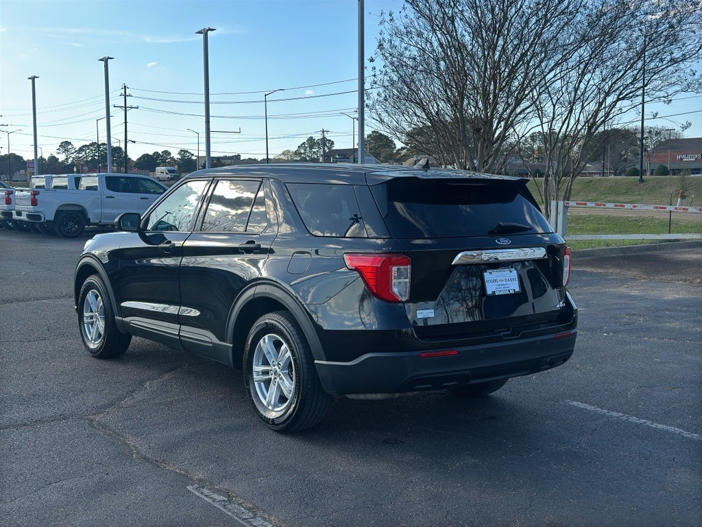 2022 Ford Explorer Base