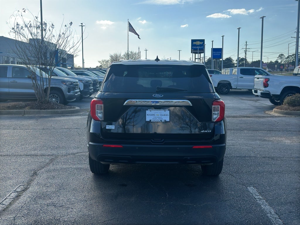 2022 Ford Explorer Base