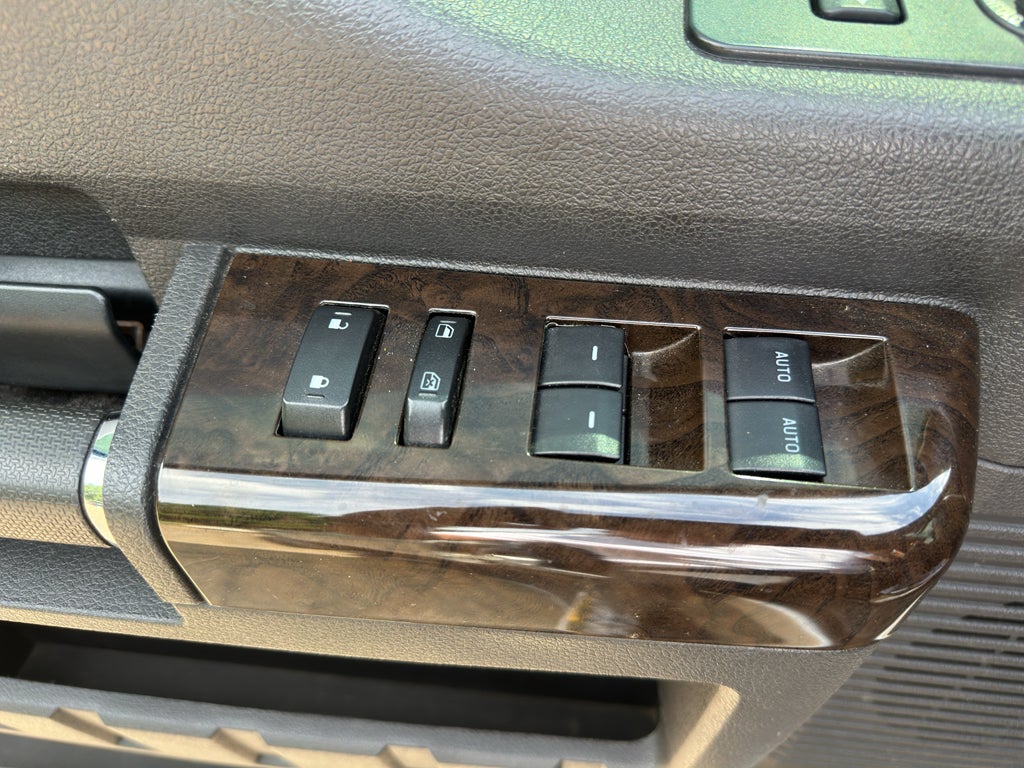 2015 Ford Super Duty F-350 SRW Platinum