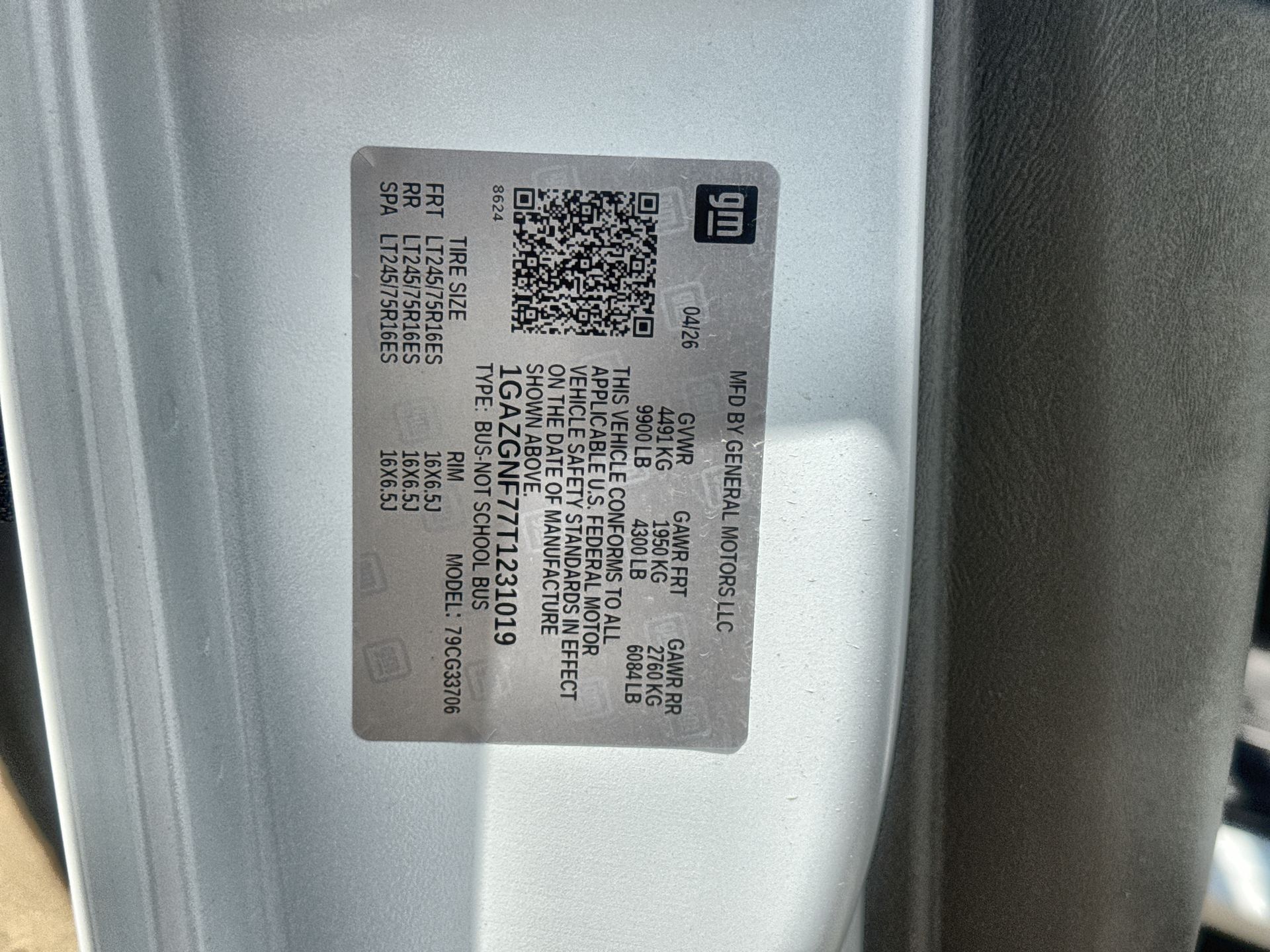 2026 Chevrolet Express Passenger LS