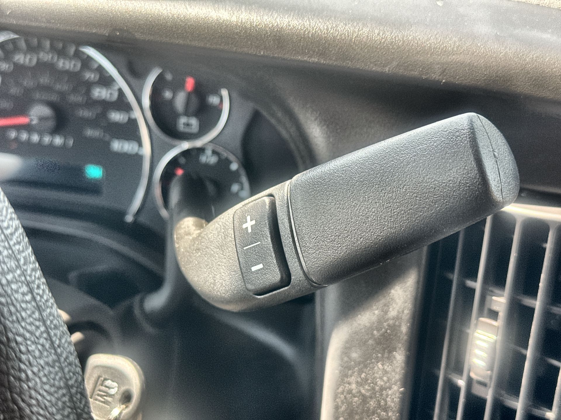 2026 Chevrolet Express Passenger LS