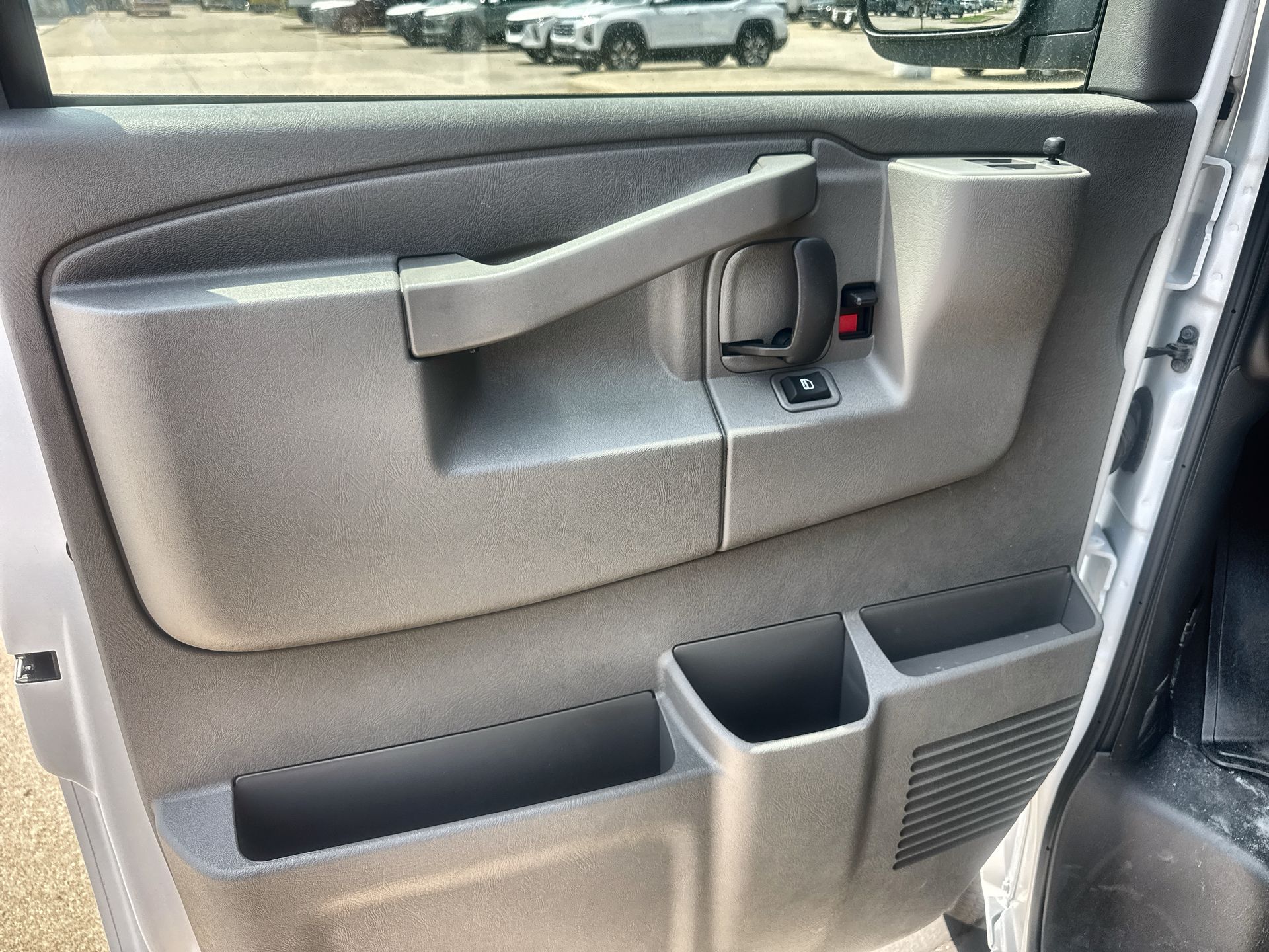 2026 Chevrolet Express Passenger LS